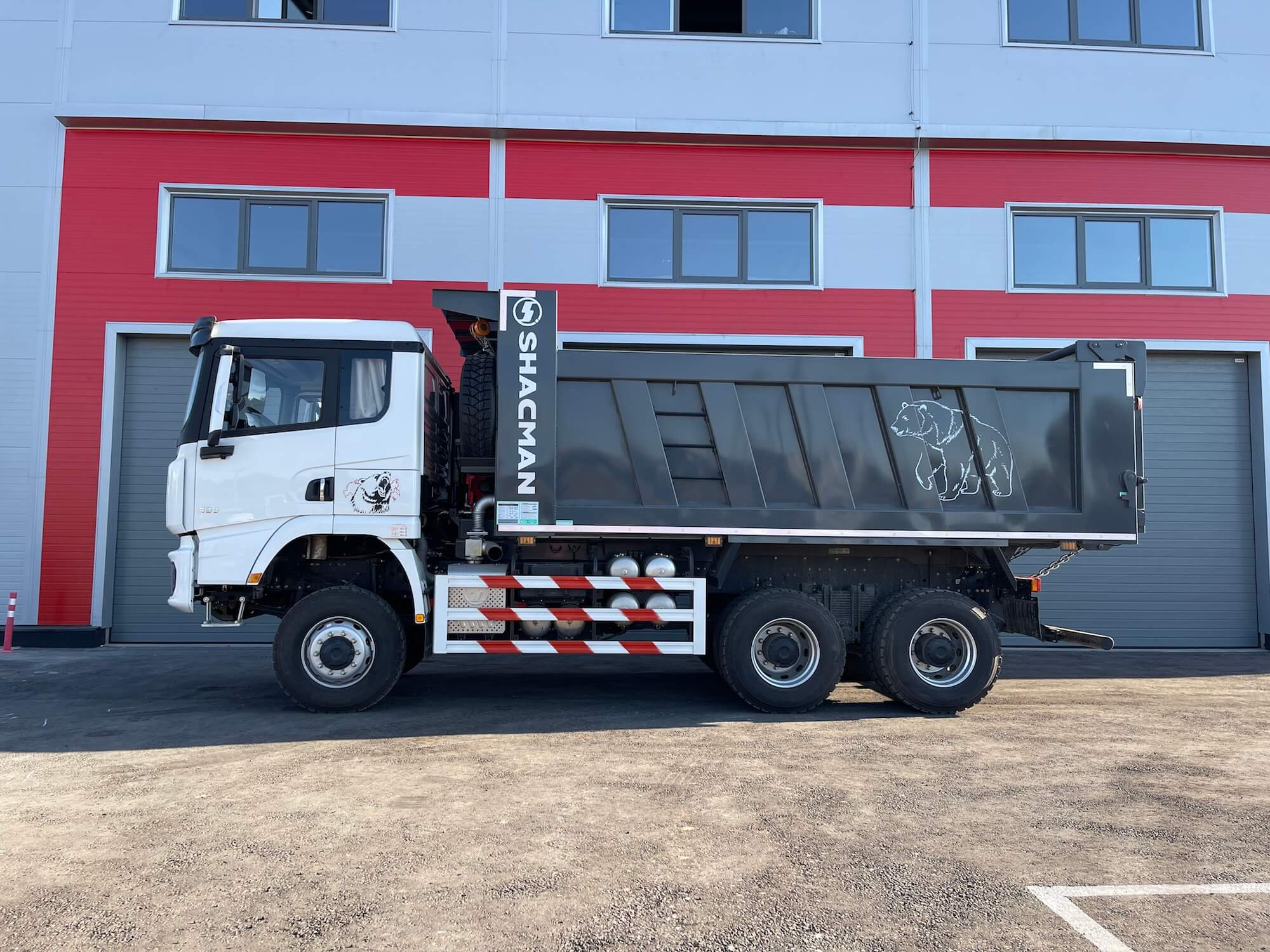 Самосвал Shacman 6×6 X3000 (рестайлинг) SX32586V385