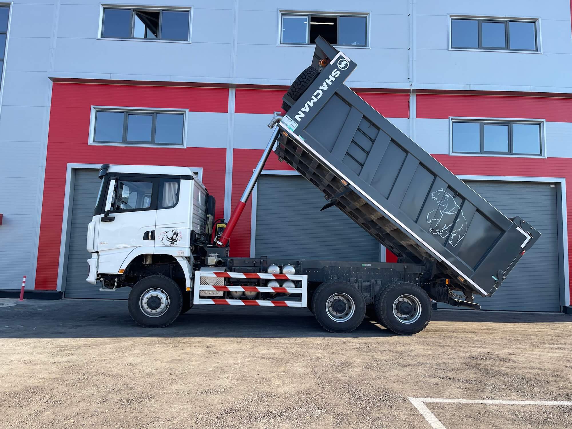 Самосвал Shacman 6×6 X3000 (рестайлинг) SX32586V385