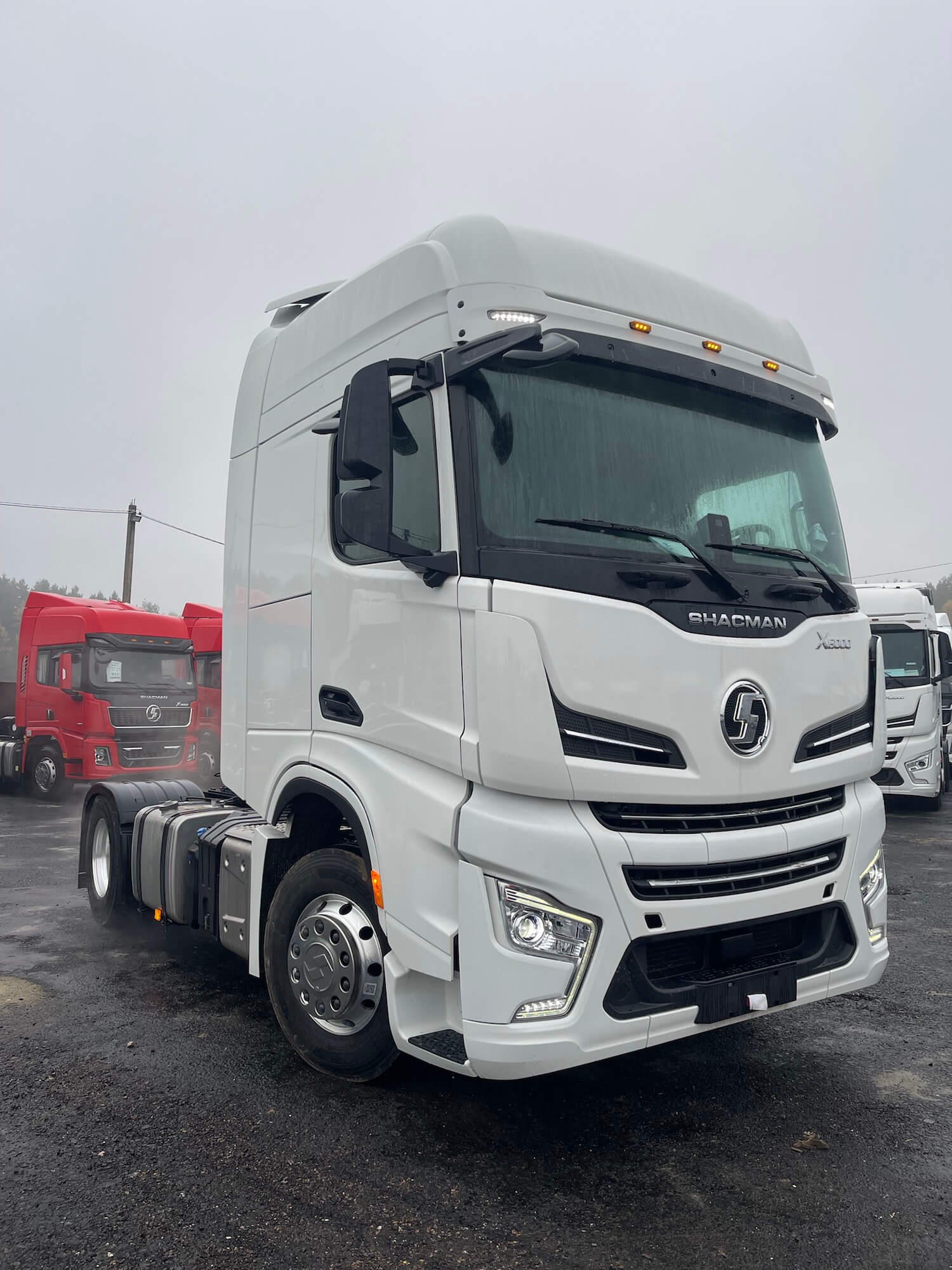 Седельный тягач Shacman X6000 (рестайлинг) 4×2 SX4188YY381