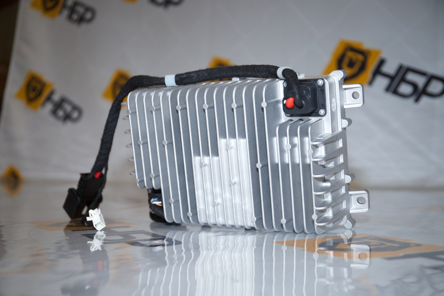 Преобразователь напряжения 1200W