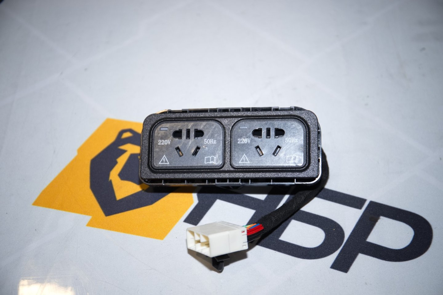 Розетка 220V