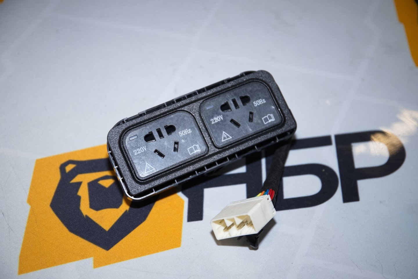 Розетка 220V